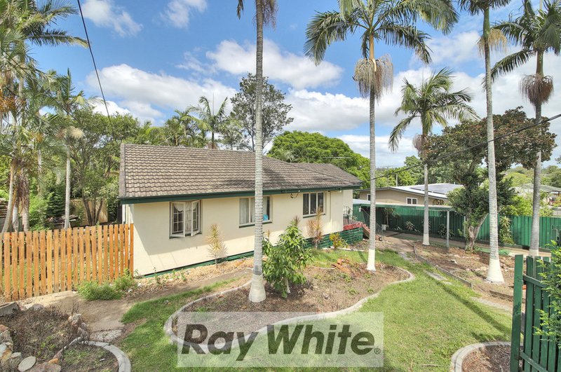 15 Blaxland Street, Woodridge QLD 4114