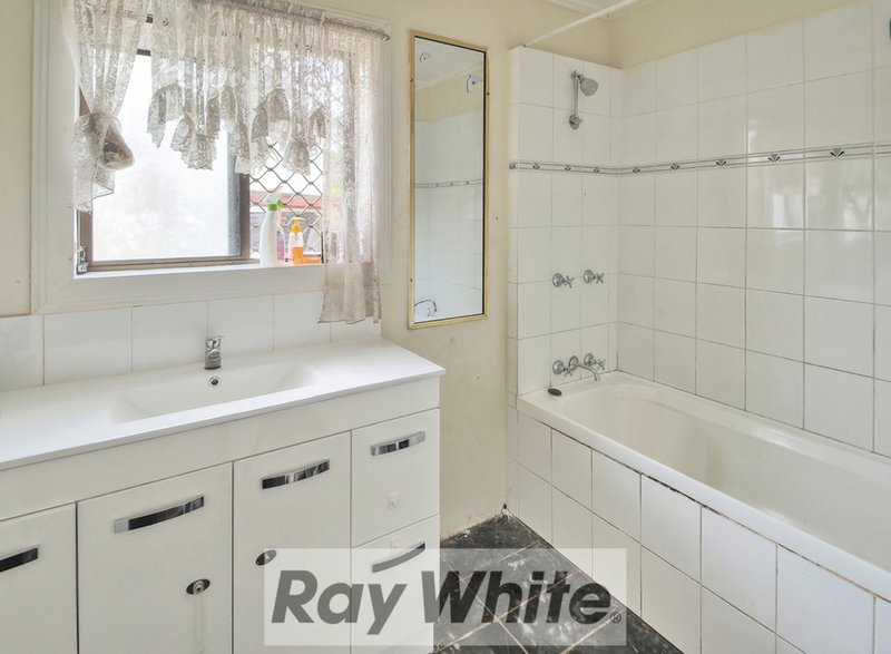 Photo - 15 Blaxland Street, Woodridge QLD 4114 - Image 5