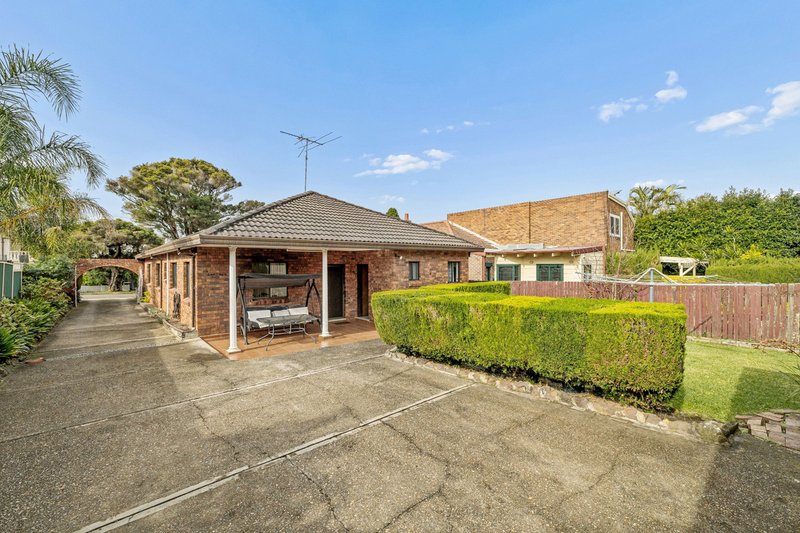 Photo - 15 Blenheim Street, Croydon Park NSW 2133 - Image 8