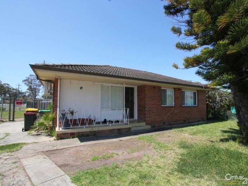 15 Bobin Road, Sadleir NSW 2168