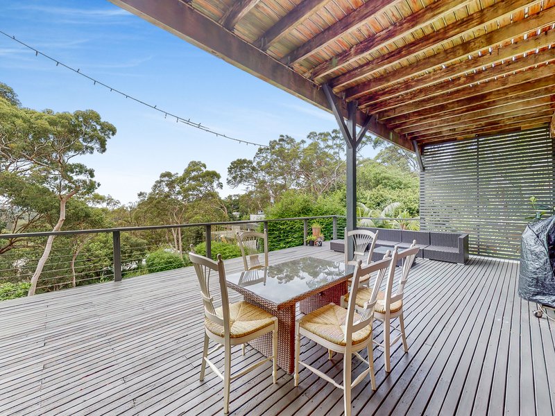 Photo - 15 Bolwarra Road, North Narrabeen NSW 2101 - Image 4