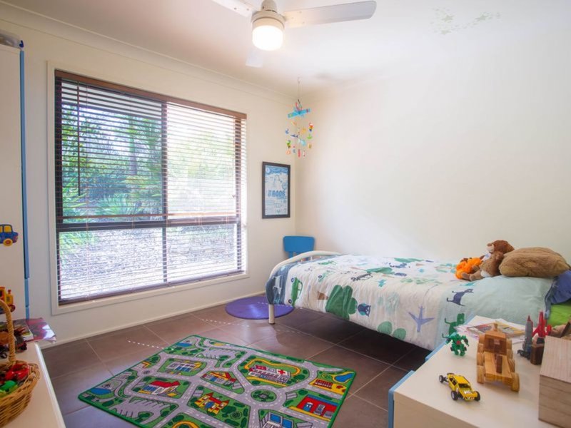 Photo - 15 Bond Court, Kensington Grove QLD 4341 - Image 6