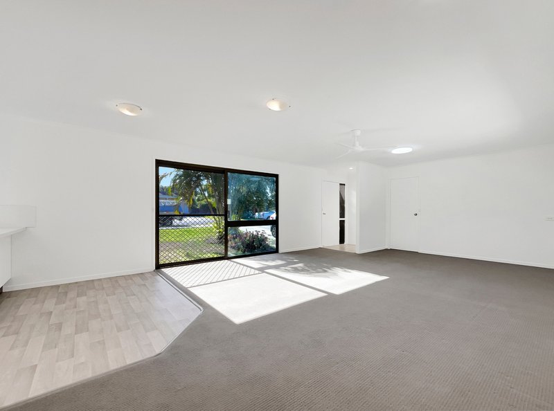 Photo - 1/5 Boongala Terrace, Maroochydore QLD 4558 - Image 4