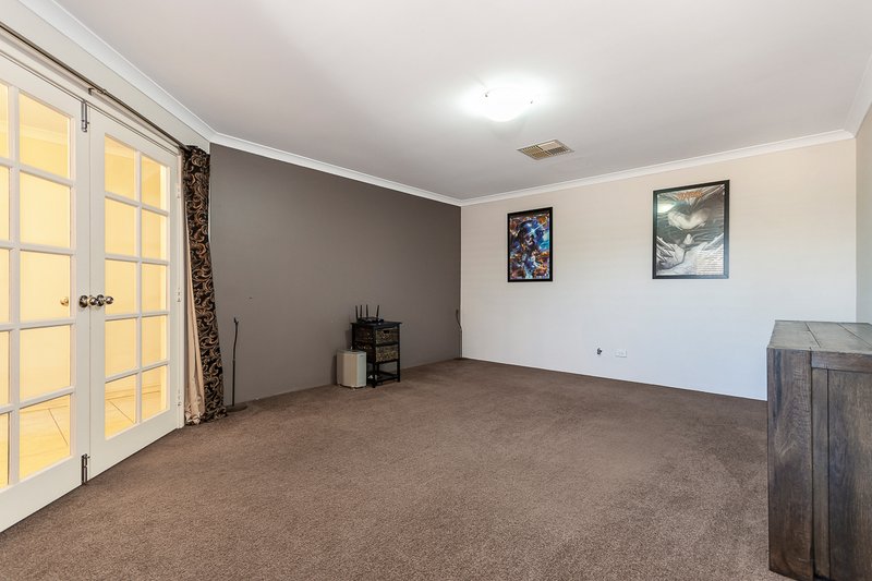 Photo - 15 Boranup Avenue, Clarkson WA 6030 - Image 11