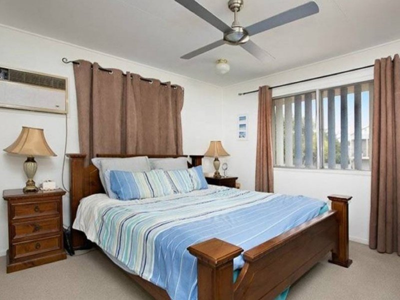 Photo - 15 Borden Street, Sherwood QLD 4075 - Image 6