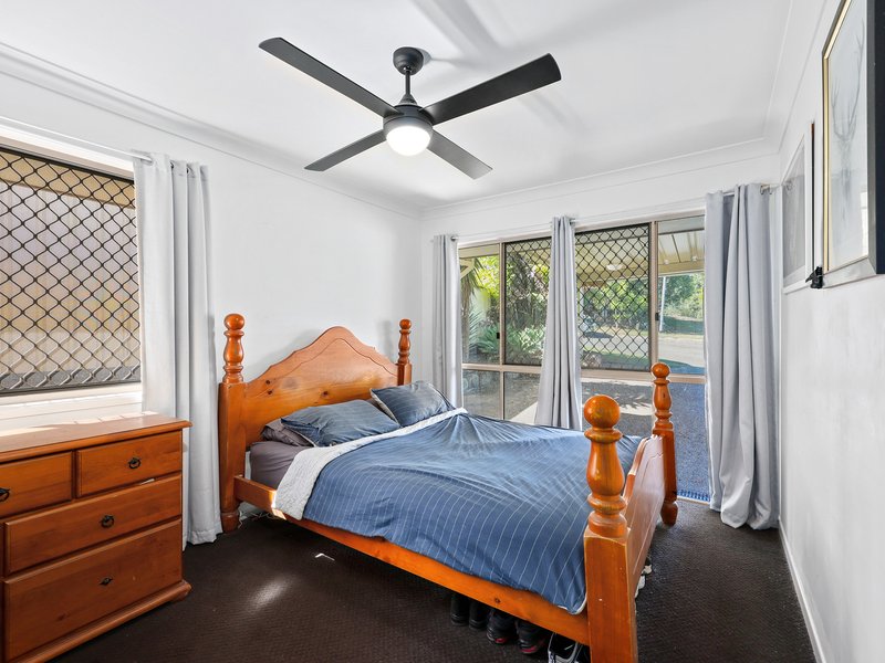 Photo - 15 Boronia Court, Collingwood Park QLD 4301 - Image 15