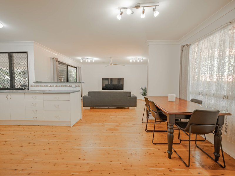 Photo - 15 Borrows Street, Russell Island QLD 4184 - Image 3