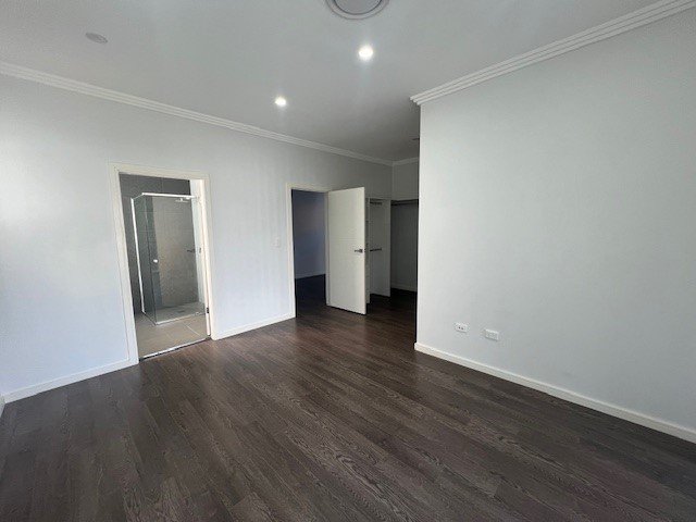 Photo - 15 Boundary Road, Liverpool NSW 2170 - Image 6