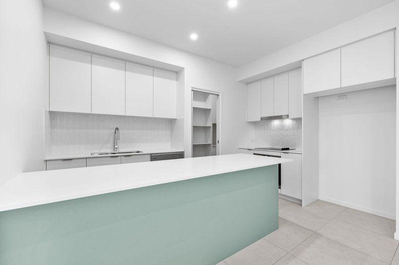 Photo - 1/5 Bradbury Place, Maleny QLD 4552 - Image 8