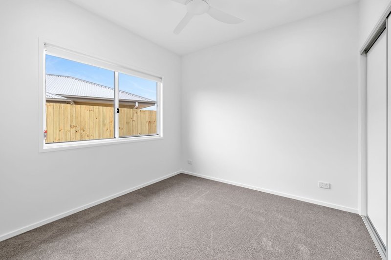 Photo - 1/5 Bradbury Place, Maleny QLD 4552 - Image 15