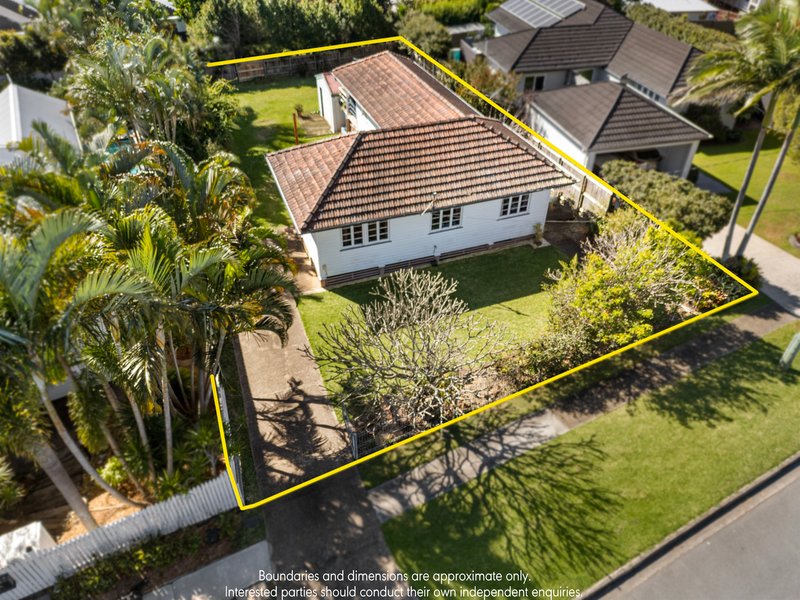 15 Brae Street, Wavell Heights QLD 4012