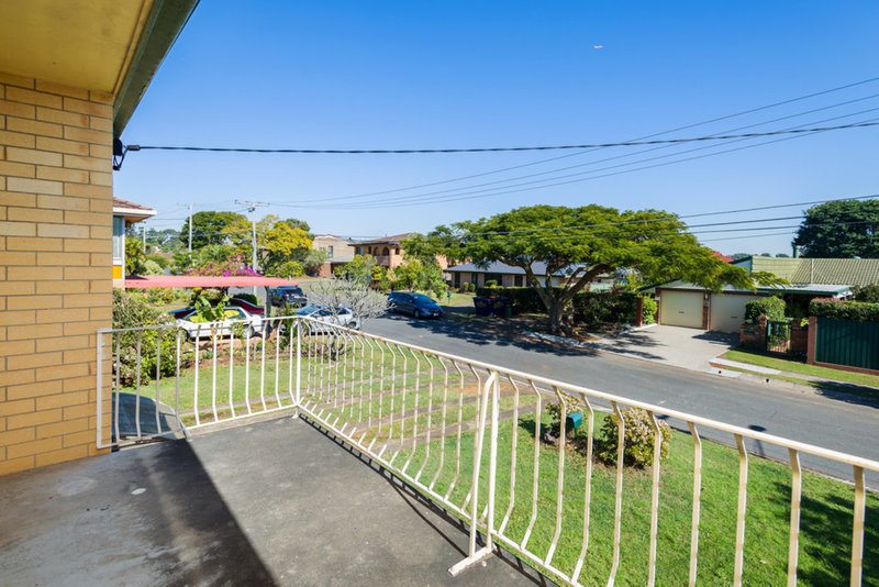 Photo - 15 Braemar Street, Sunnybank Hills QLD 4109 - Image 12