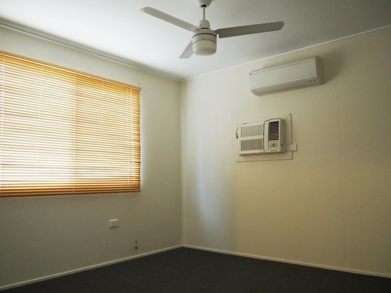 Photo - 15 Brisbane Street, Cloncurry QLD 4824 - Image 6