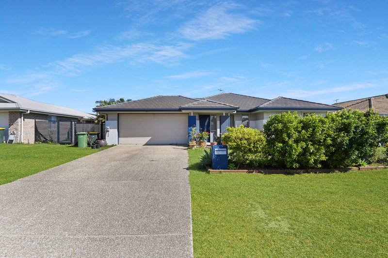 15 Broadleaf Place, Ningi QLD 4511