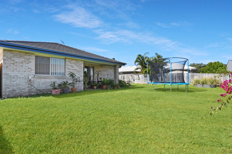 Photo - 15 Broadleaf Place, Ningi QLD 4511 - Image 12