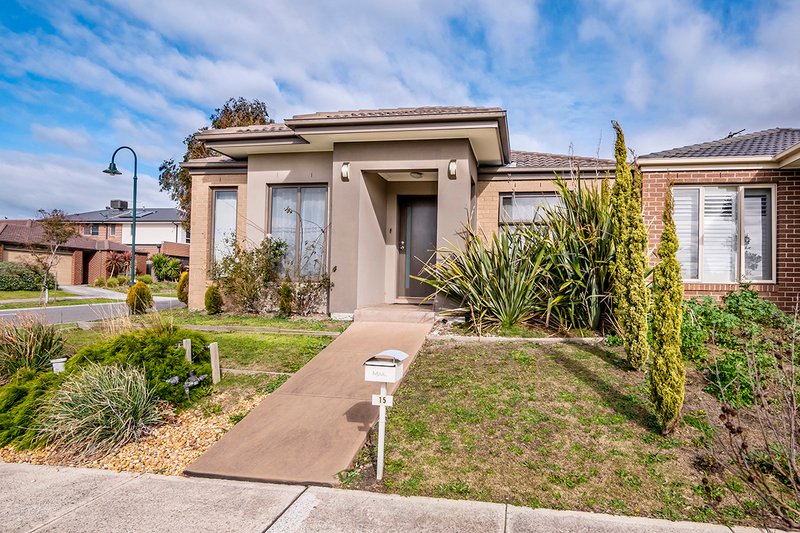 Photo - 15 Brolin Terrace, Cranbourne North VIC 3977 - Image 21