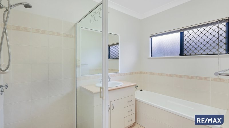 Photo - 15 Bronte Close, Kewarra Beach QLD 4879 - Image 12