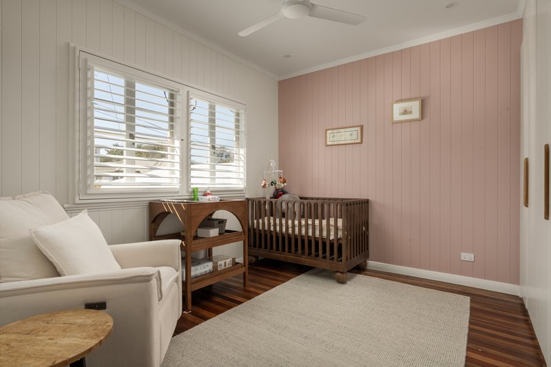 Photo - 15 Broula Street, Stafford Heights QLD 4053 - Image 8