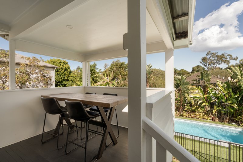 Photo - 15 Broula Street, Stafford Heights QLD 4053 - Image 9