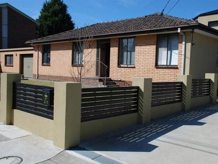 Photo - 1/5 Browns Road, Clayton VIC 3168 - Image 1