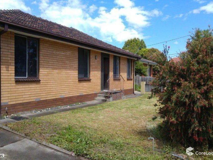 Photo - 1/5 Browns Road, Clayton VIC 3168 - Image 2
