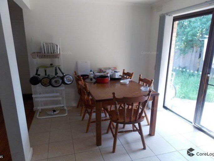 Photo - 1/5 Browns Road, Clayton VIC 3168 - Image 4