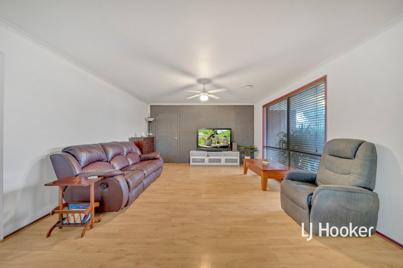 Photo - 15 Brunel Court, Hampton Park VIC 3976 - Image 8