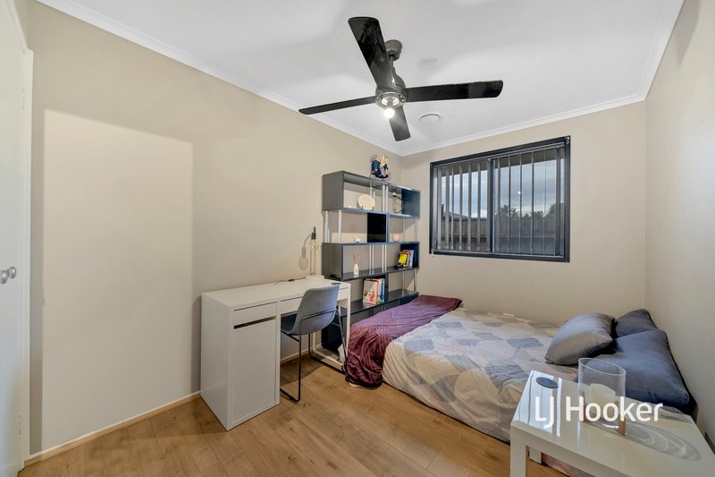 Photo - 15 Brunel Court, Hampton Park VIC 3976 - Image 13