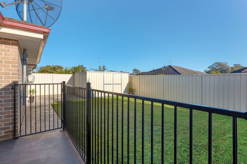 Photo - 15 Bunda Place, Glenmore Park NSW 2745 - Image 13