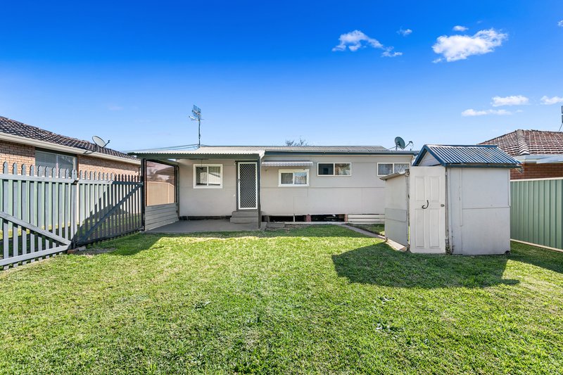 Photo - 15 Bundara Road, Noraville NSW 2263 - Image 9