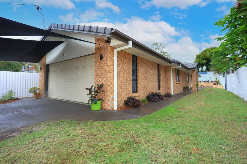 Photo - 15 Bundarra Street, Coombabah QLD 4216 - Image 16