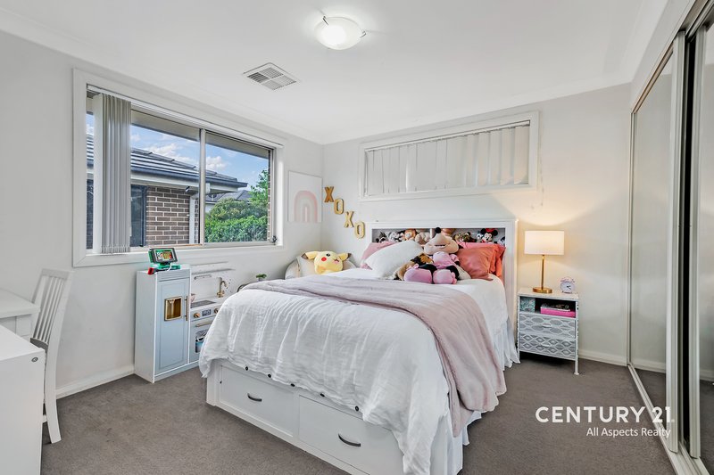 Photo - 15 Burns Road, Kellyville NSW 2155 - Image 6