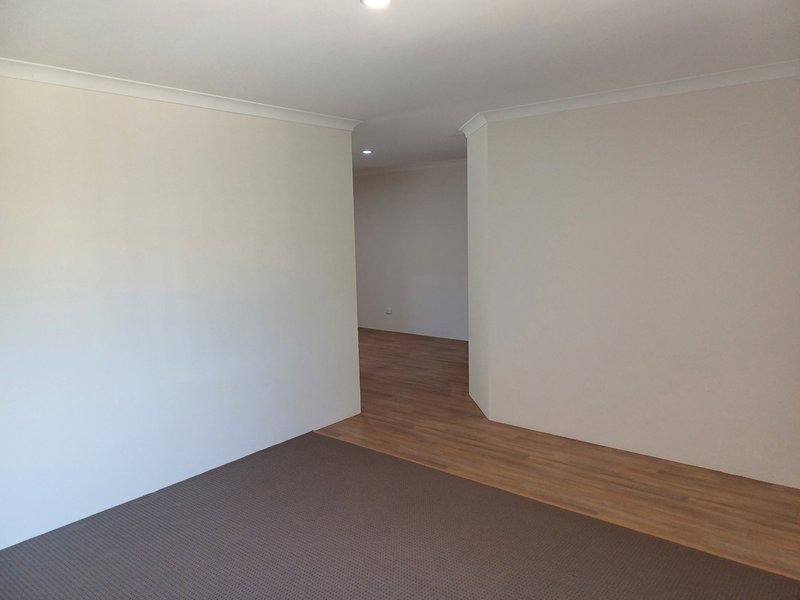 Photo - 15 Burton Retreat, Stratton WA 6056 - Image 3