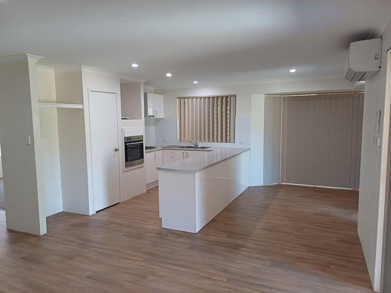 Photo - 15 Burton Retreat, Stratton WA 6056 - Image 6