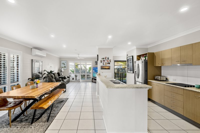 Photo - 15 Cairncroft Place, Sippy Downs QLD 4556 - Image 3