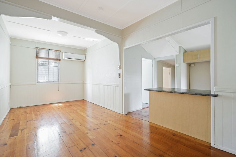 Photo - 15 Cairns Street, East Brisbane QLD 4169 - Image 12