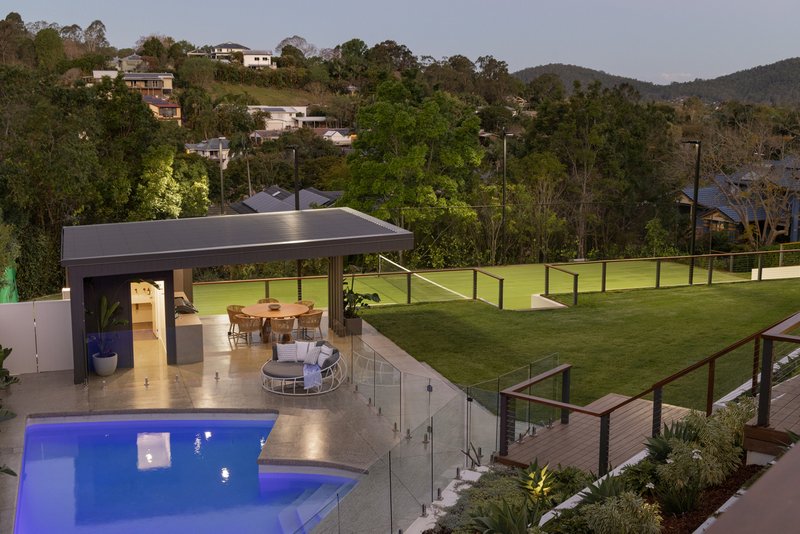 Photo - 15 Cambridge Close, The Gap QLD 4061 - Image 31