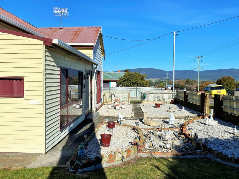 Photo - 15 Cameron Street, St Marys TAS 7215 - Image 9