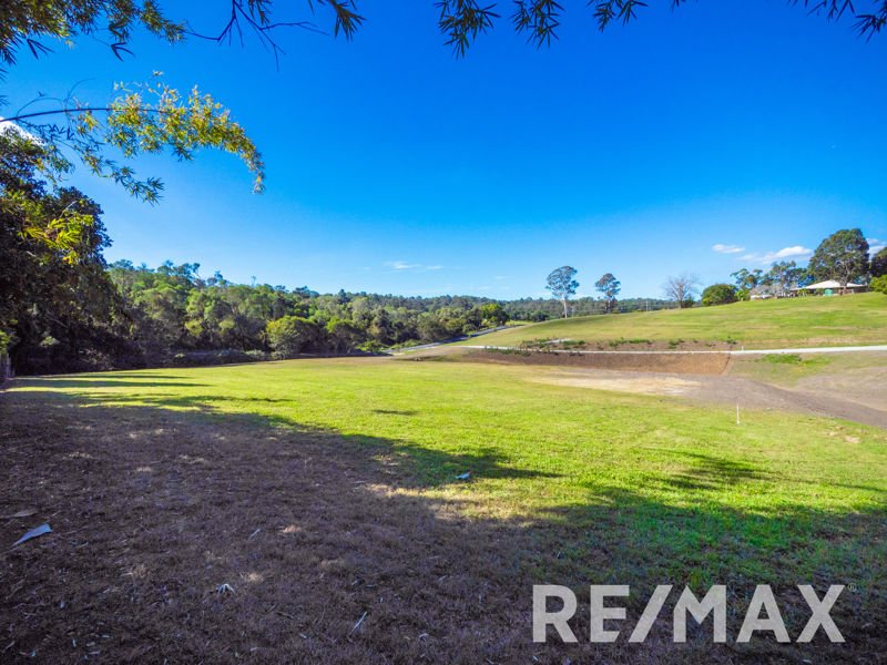 15 Camfin Road, Clear Mountain QLD 4500