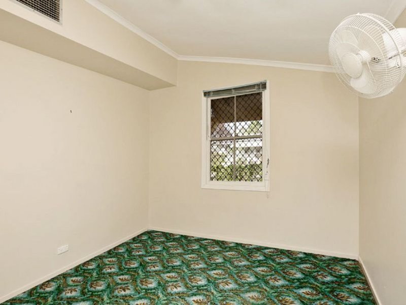 Photo - 15 Camphor Street, Mount Isa QLD 4825 - Image 8