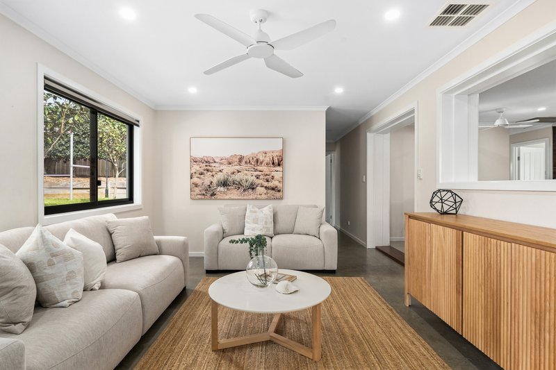 Photo - 15 Campus Drive, Aberfoyle Park SA 5159 - Image 8
