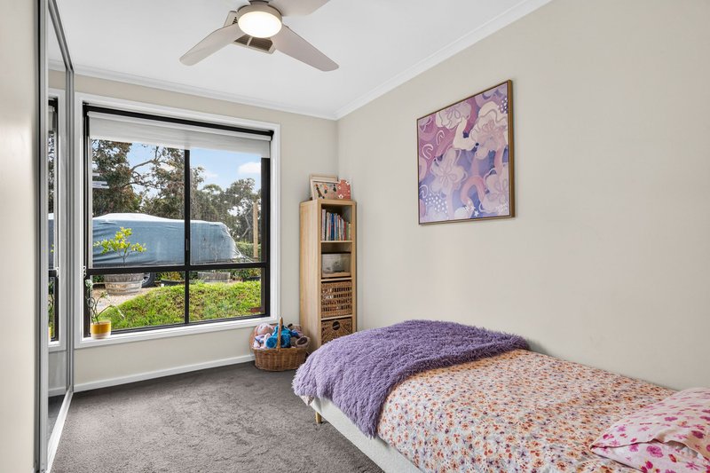 Photo - 15 Campus Drive, Aberfoyle Park SA 5159 - Image 14