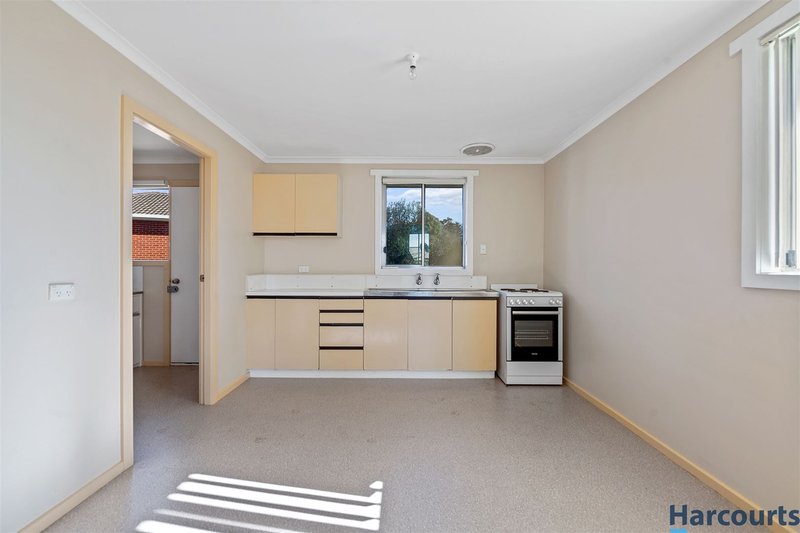 Photo - 15 Canning Drive, East Devonport TAS 7310 - Image 2