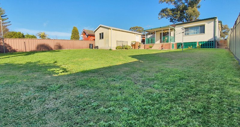 Photo - 15 Canobolas Street, Fairfield West NSW 2165 - Image 11