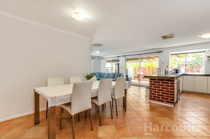 Photo - 15 Canopy Court, Banksia Grove WA 6031 - Image 19