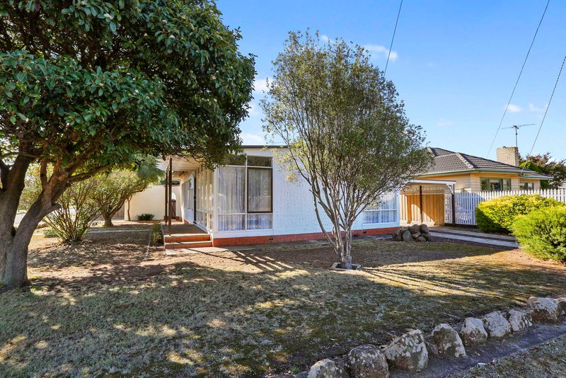 15 Canterbury Road East , Lara VIC 3212