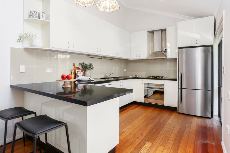 Photo - 15 Capella Place, Normanhurst NSW 2076 - Image 4