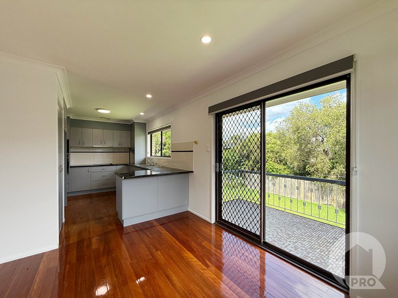 Photo - 15 Capella Street, Coorparoo QLD 4151 - Image 5