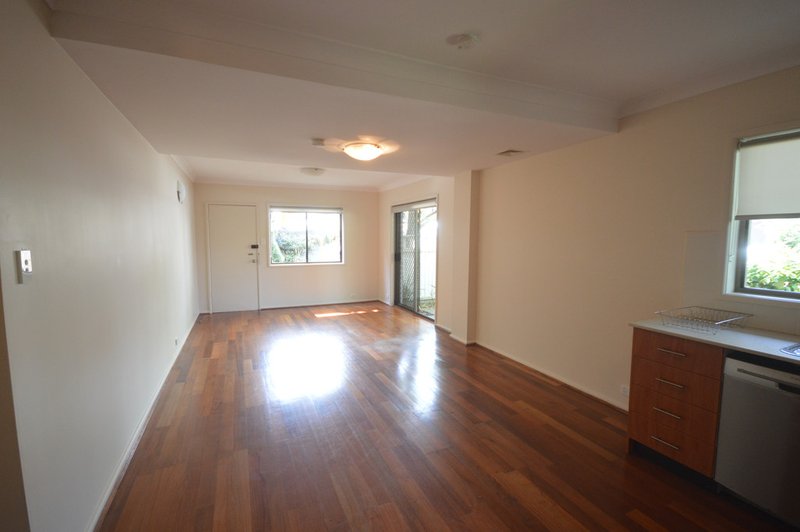 Photo - 1/5 Carlisle , Leichhardt NSW 2040 - Image 4