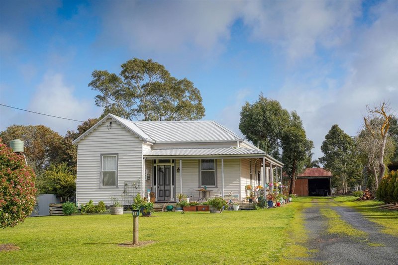 15 Carmichael Street, Casterton VIC 3311